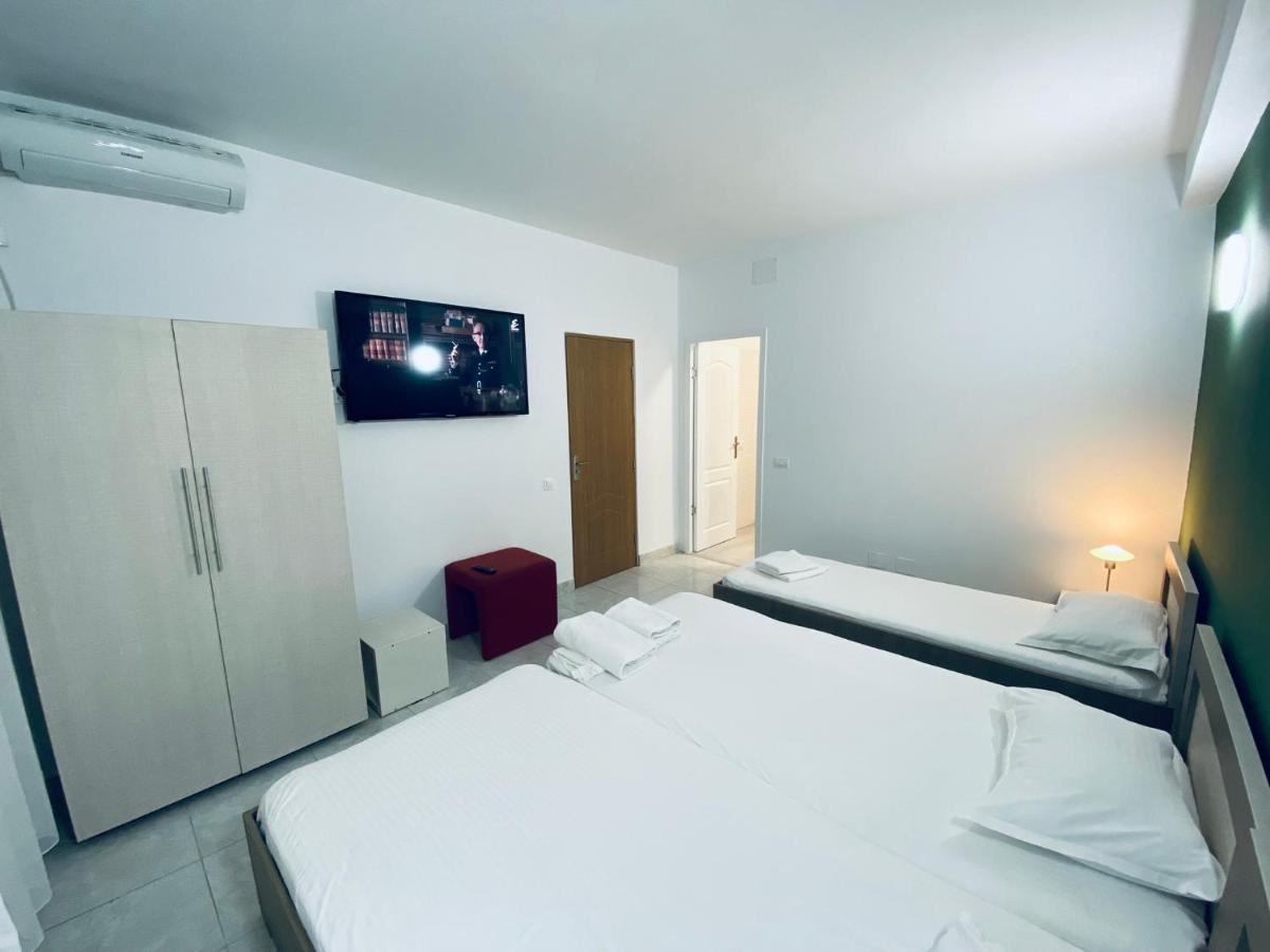 Residenza Di Carbasinni Bucarest Extérieur photo